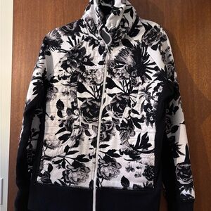 Vintage Brisk and Bloom Calm and Cozy Jacket Lululemon  sz 12